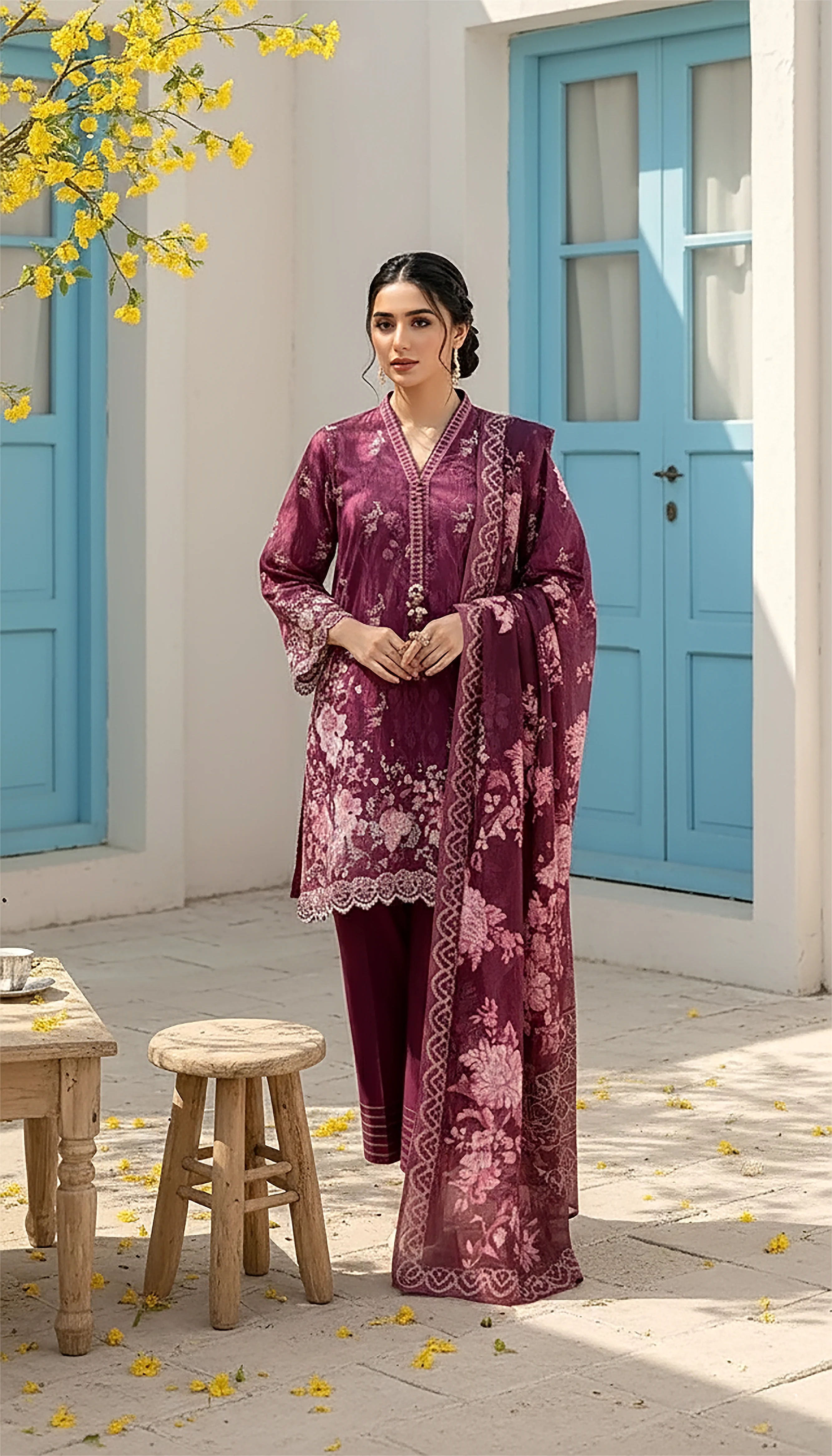03 PIECE UNSTITCHED PRINTED LAWN