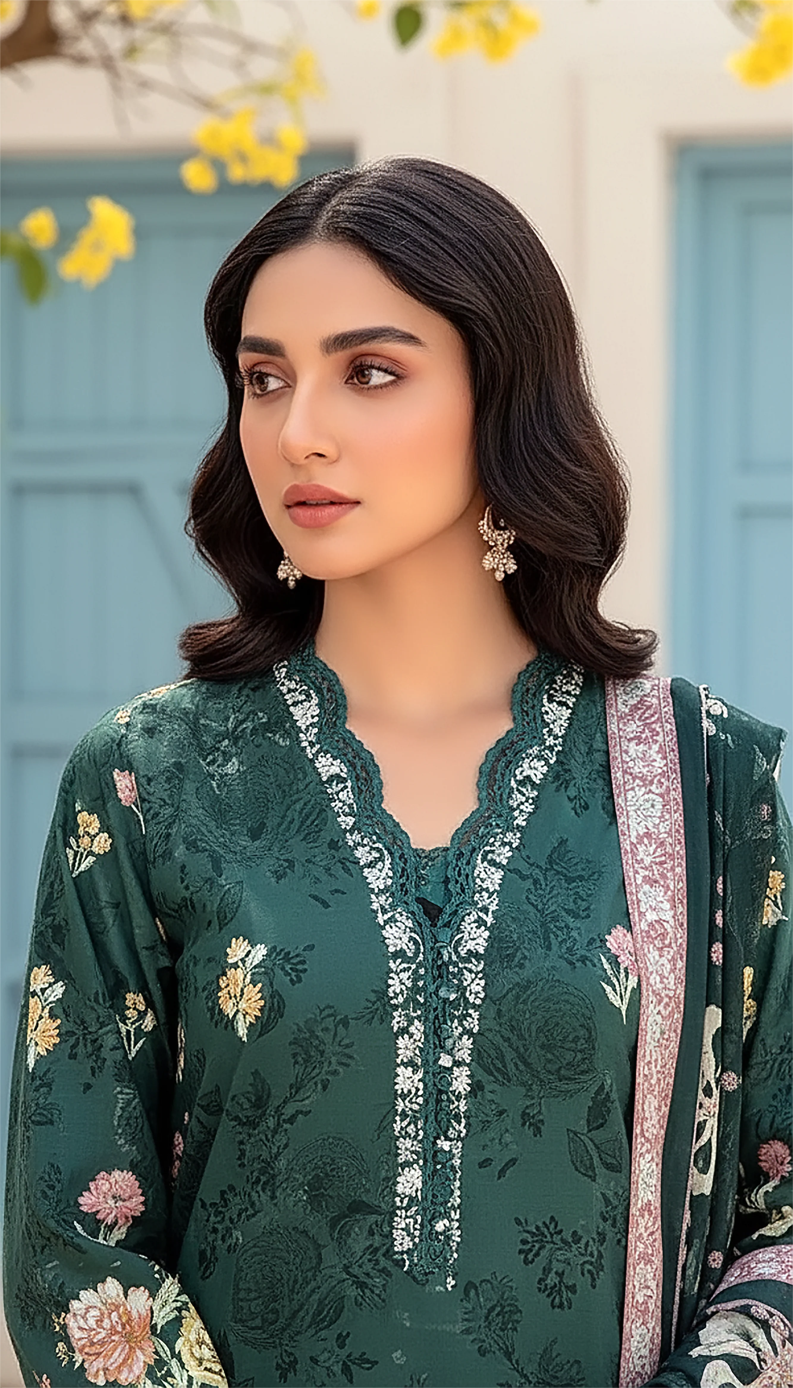 03 PIECE UNSTITCHED PRINTED LAWN