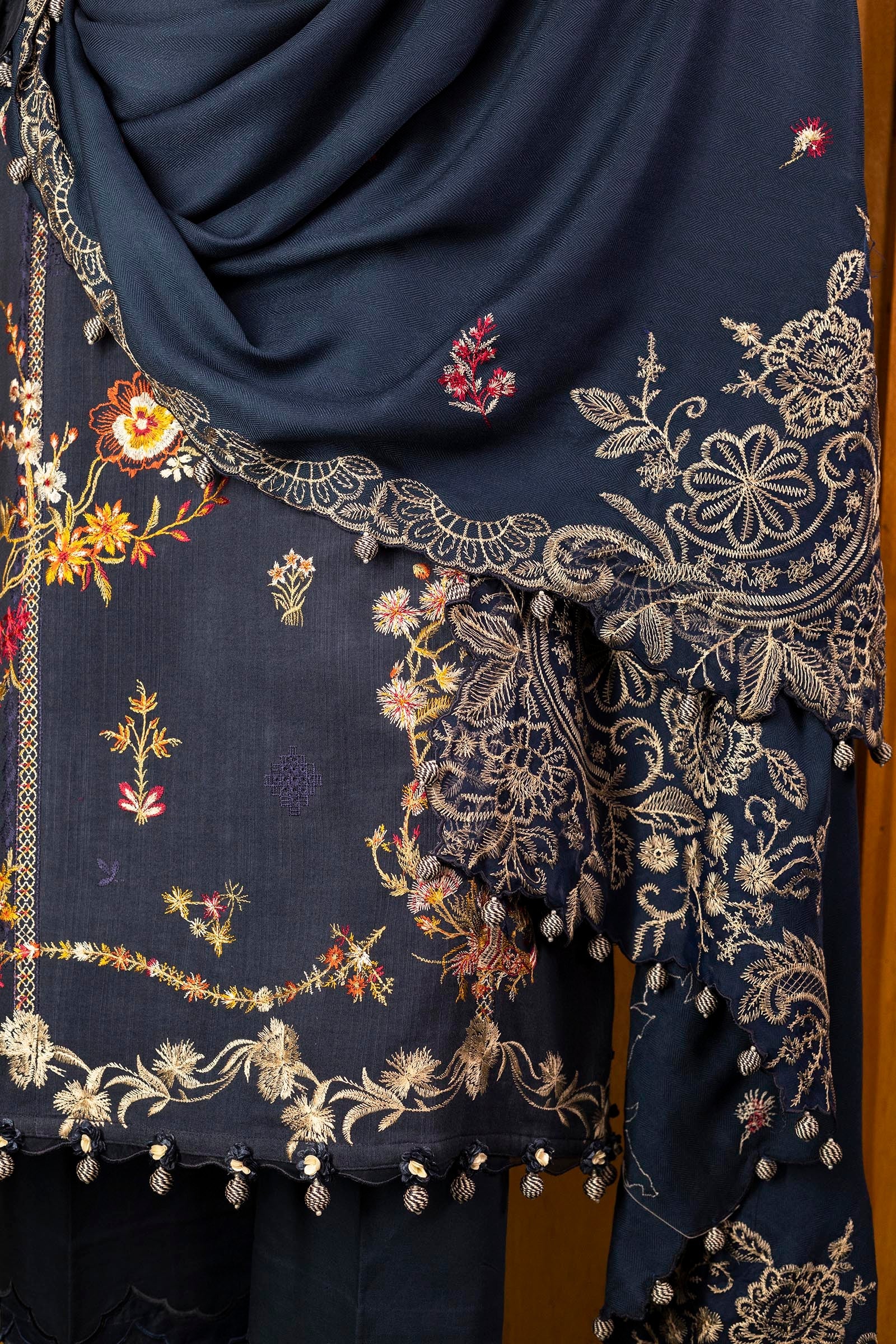 Unstitched Slub Muzlin 3 Piece Suit