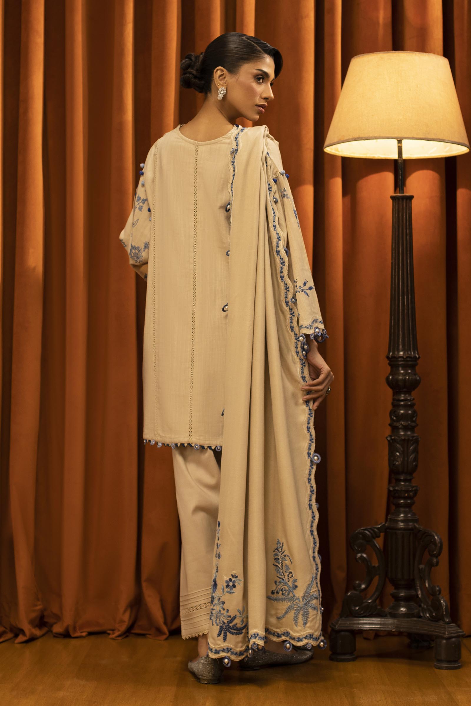 Unstitched Slub Muzlin 3 Piece Suit