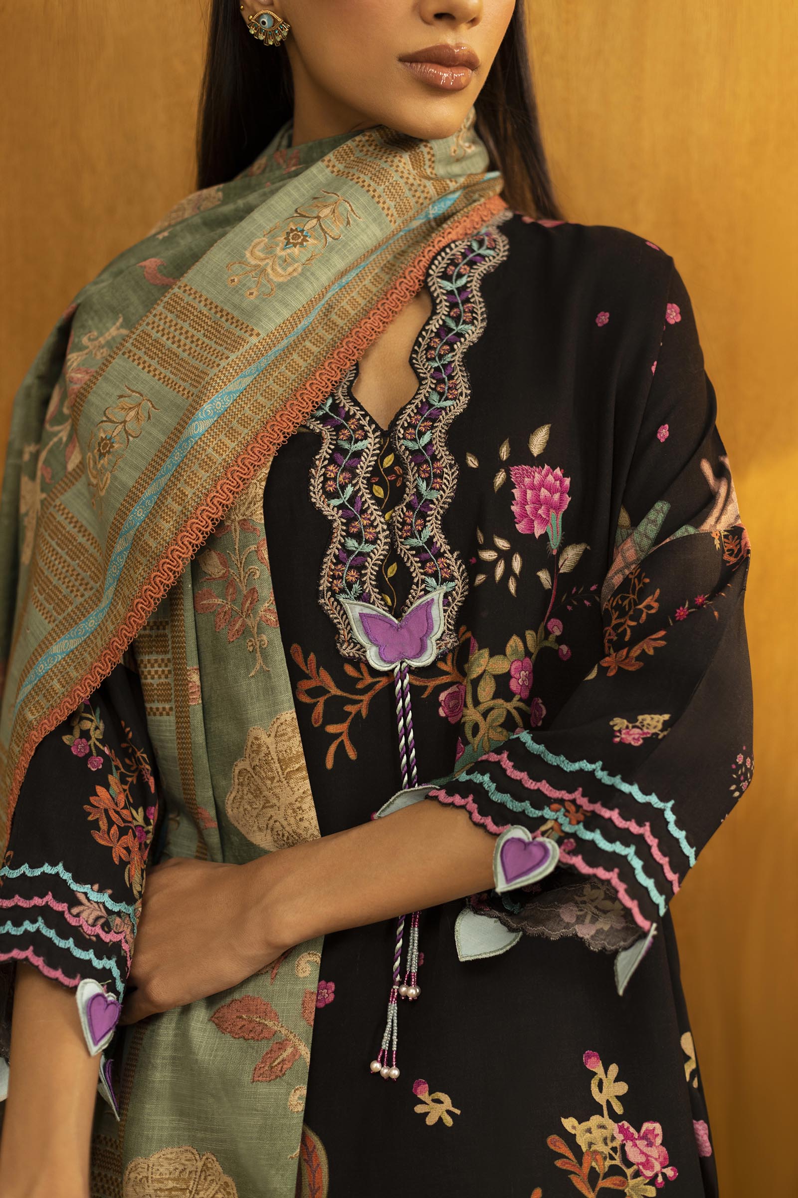 Unstitched Linen Muzlin 3 Piece Suit