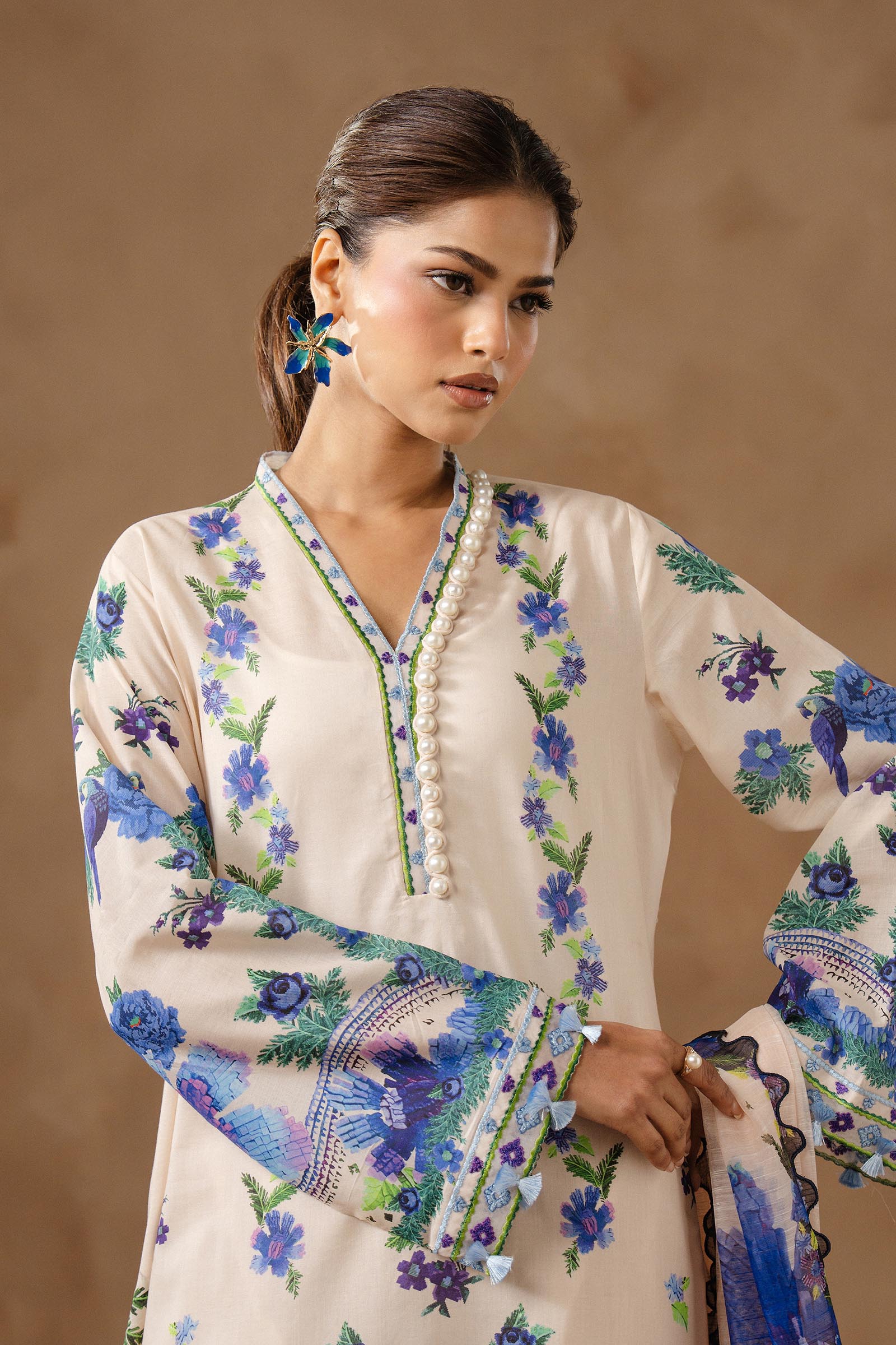 Unstitched Muzlin Lawn 3 Piece Suit