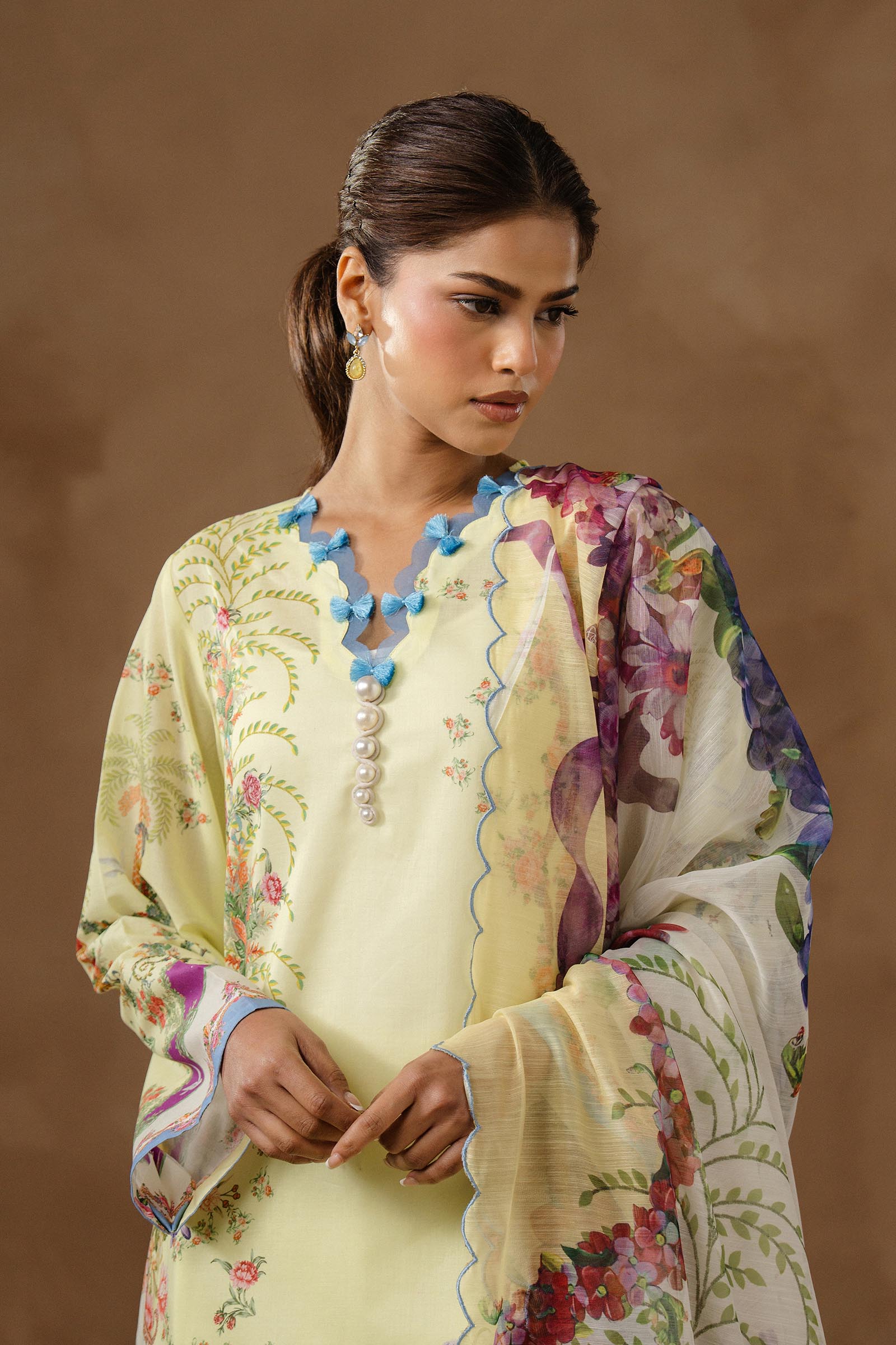 Unstitched Muzlin Lawn 3 Piece Suit