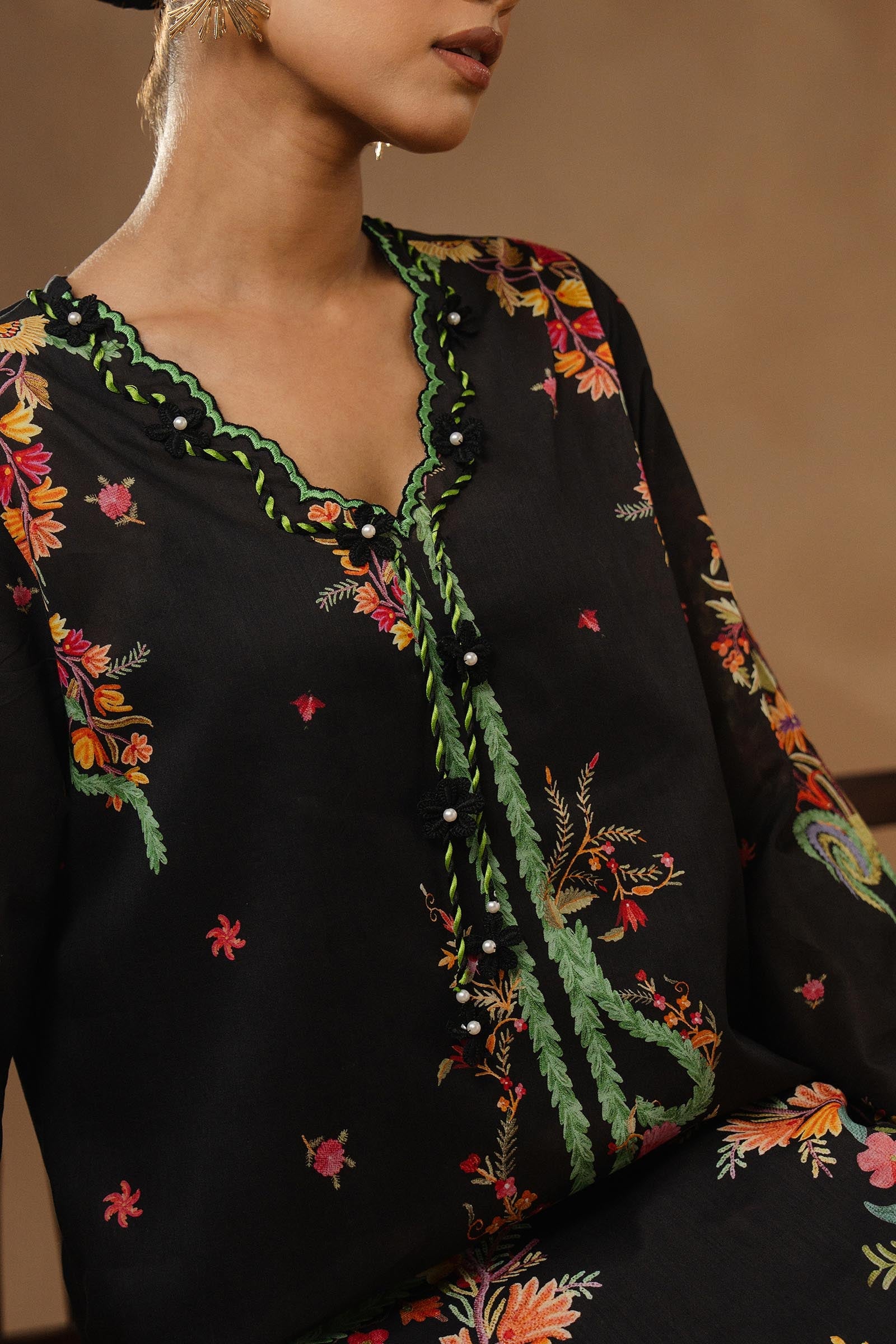 Unstitched Muzlin Lawn 3 Piece Suit