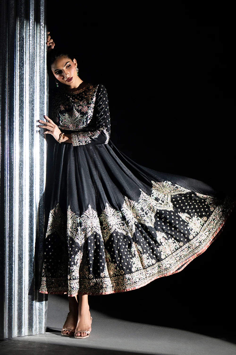 EMBROIDERED PISHWAS