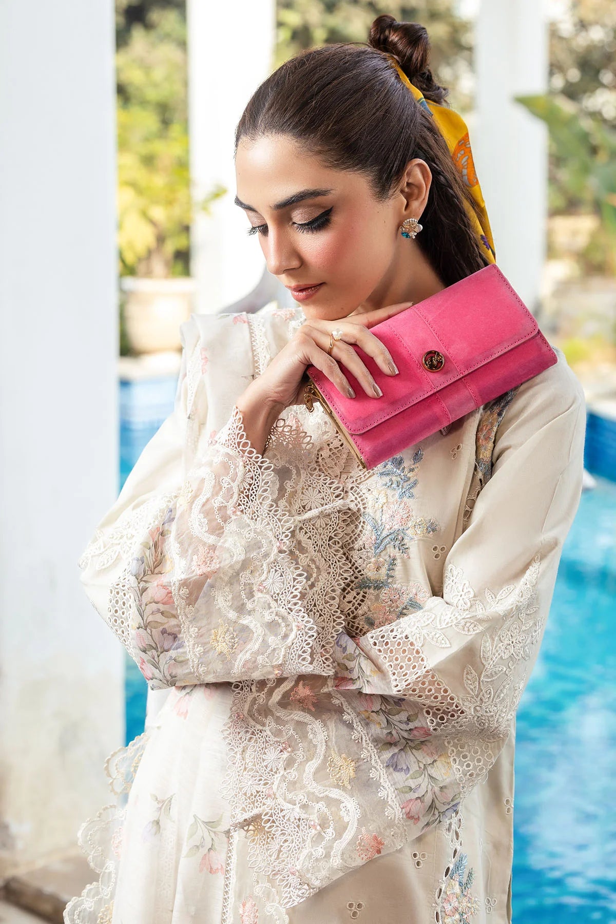 MWU05319-999-MARCELINE