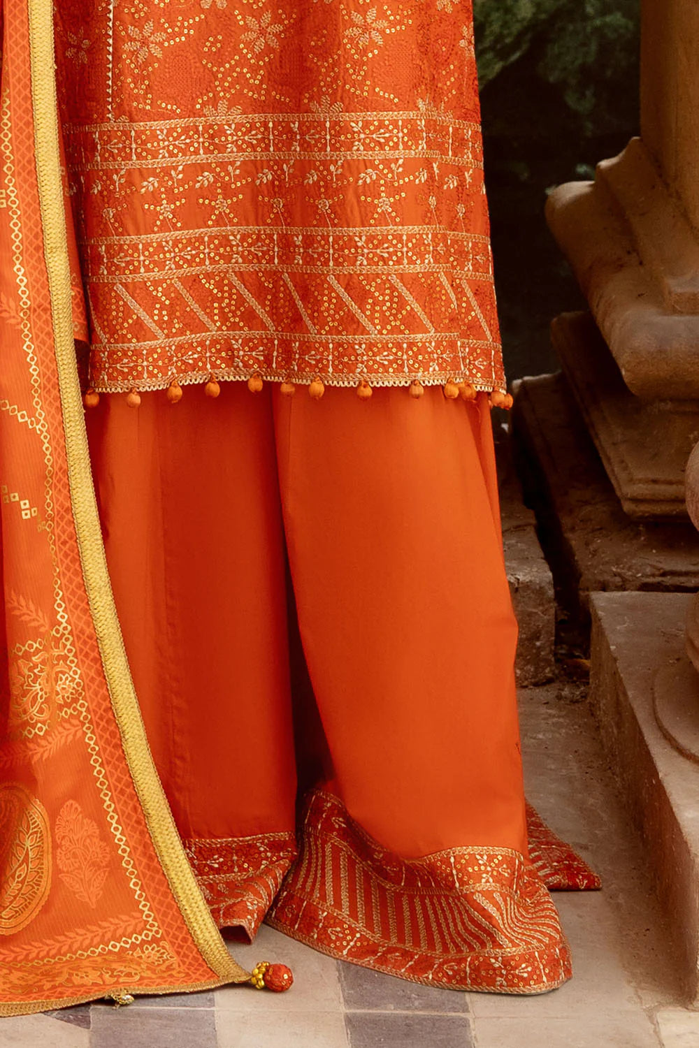 3 Piece Zari & Sequins Embroidered Lawn Suit With Gold & Lacquer Printed Dupatta DN-52041