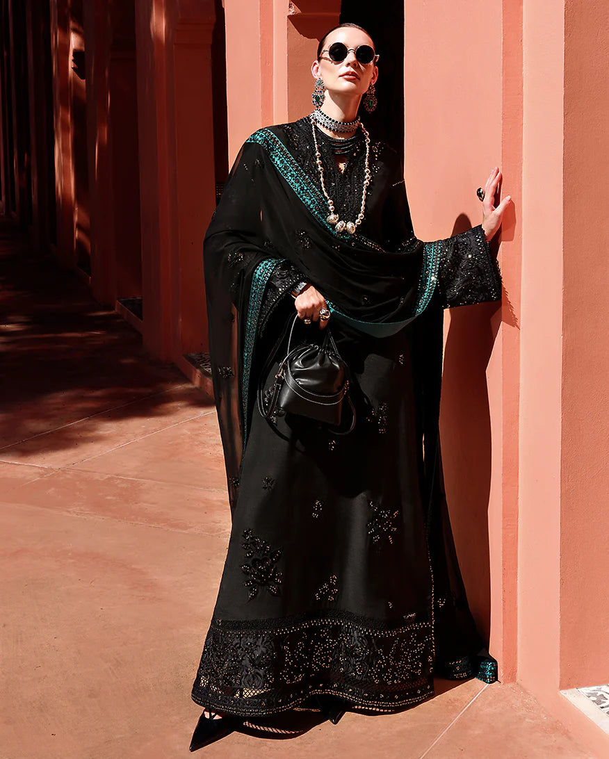 RAVEENA