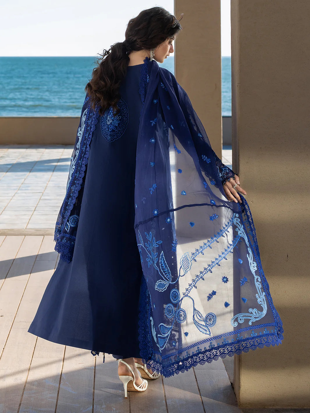 S-015 | Luxury Lawn