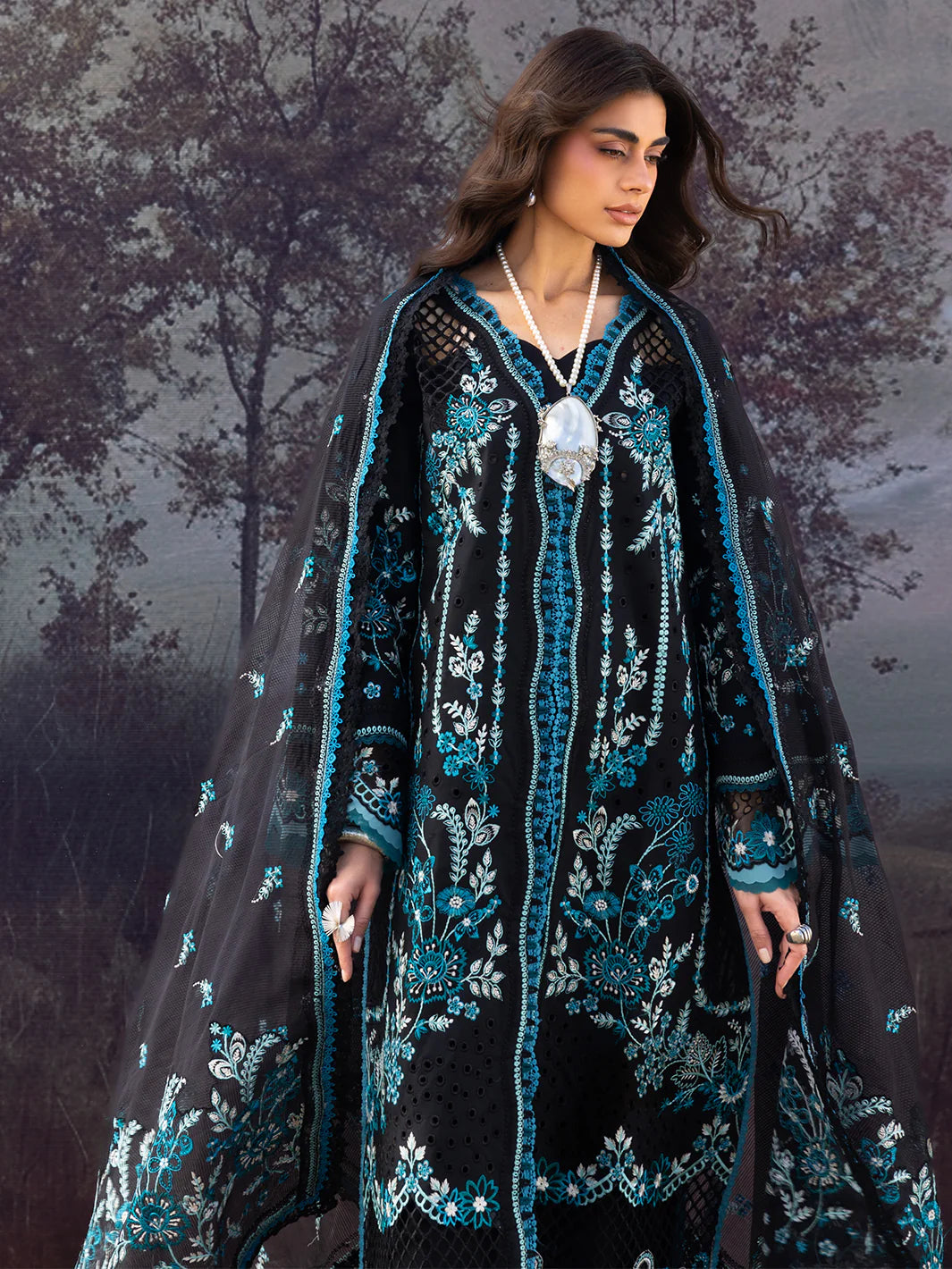 S-016 | Luxury Lawn