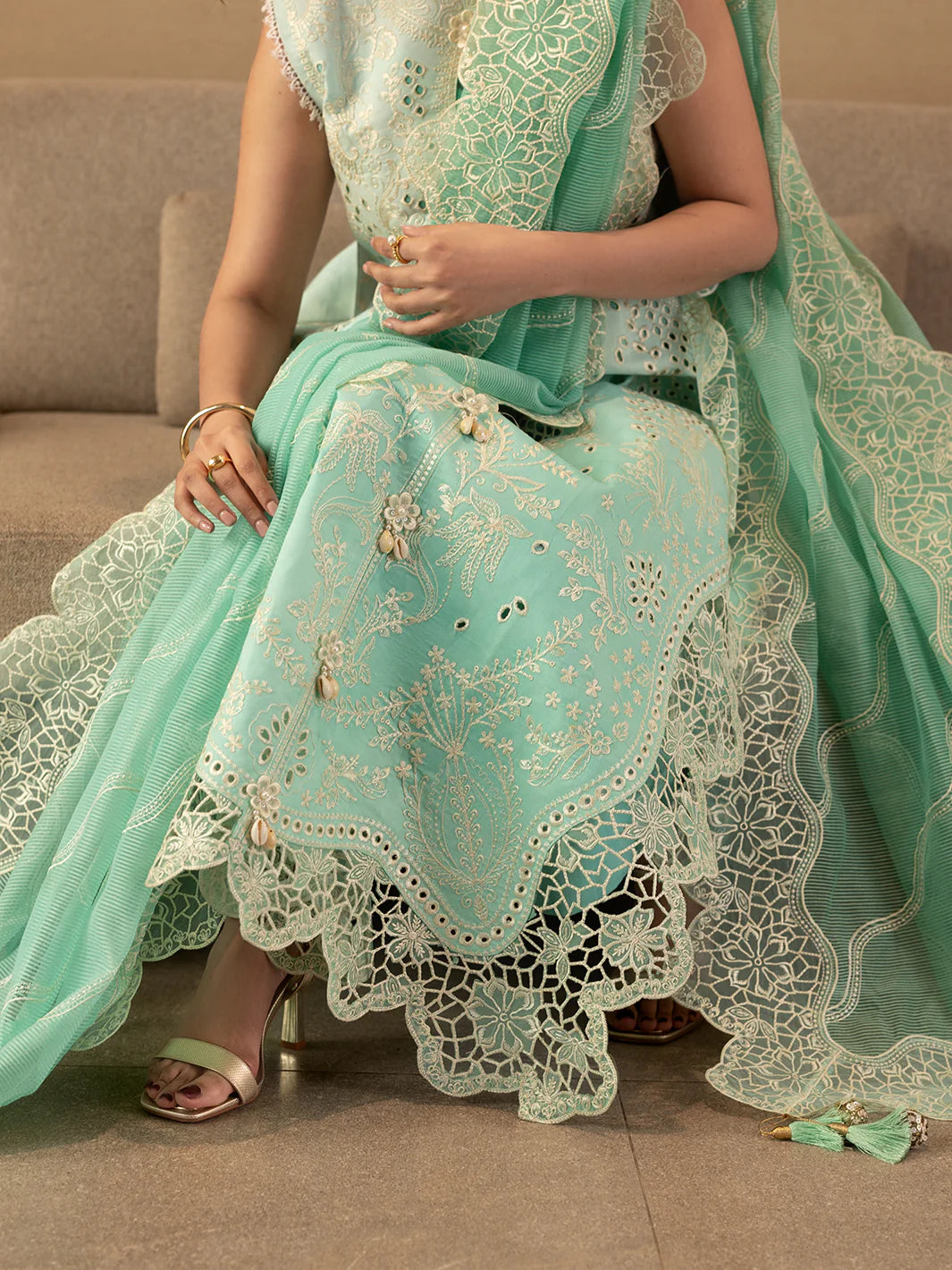 S-08 | Luxury Lawn