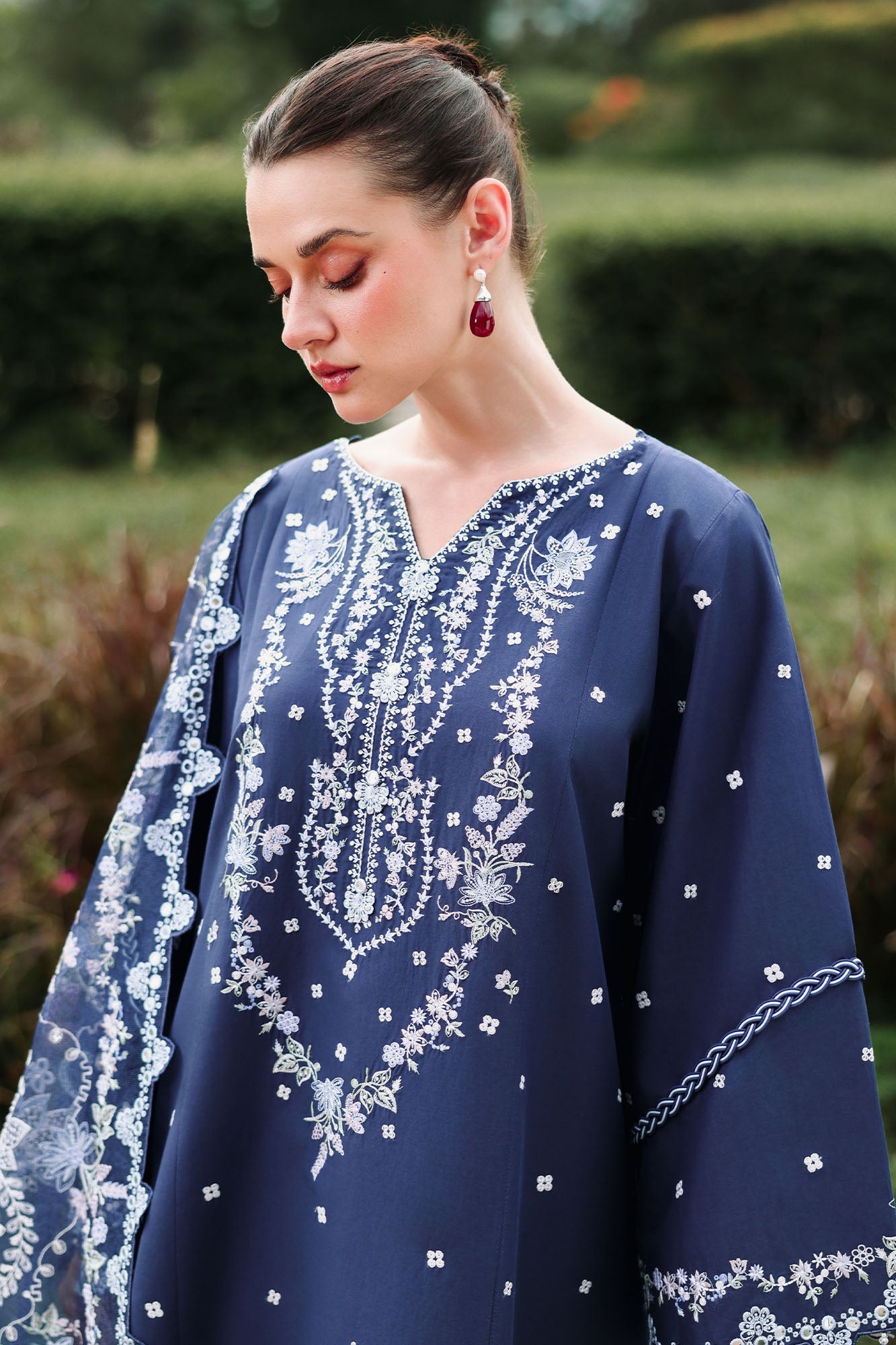 MIDNIGHT AURA-3PC EMBROIDERED LAWN SUIT