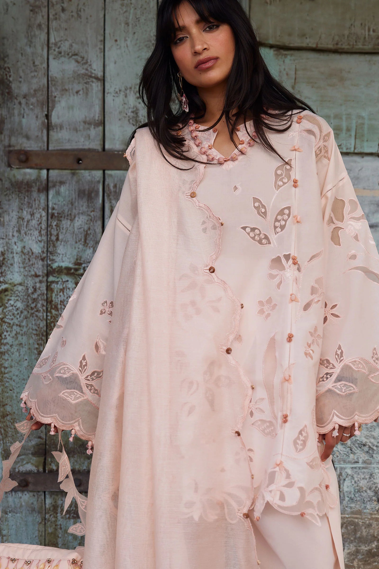 TÁO RÓU 桃柔 (ZL26-14 A)