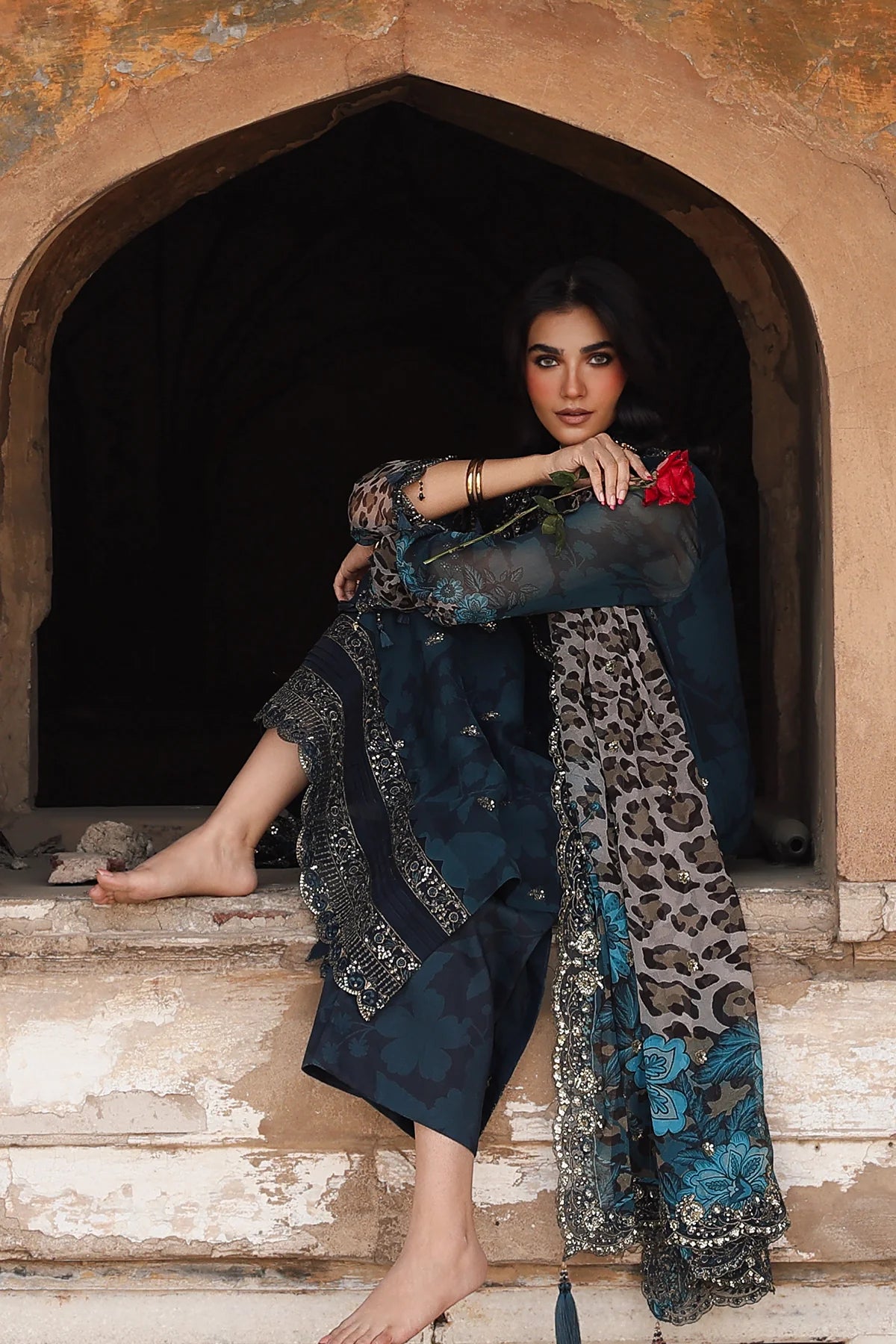 3-pc Unstitched Embroidered Printed Chiffon Collection VSL25-43