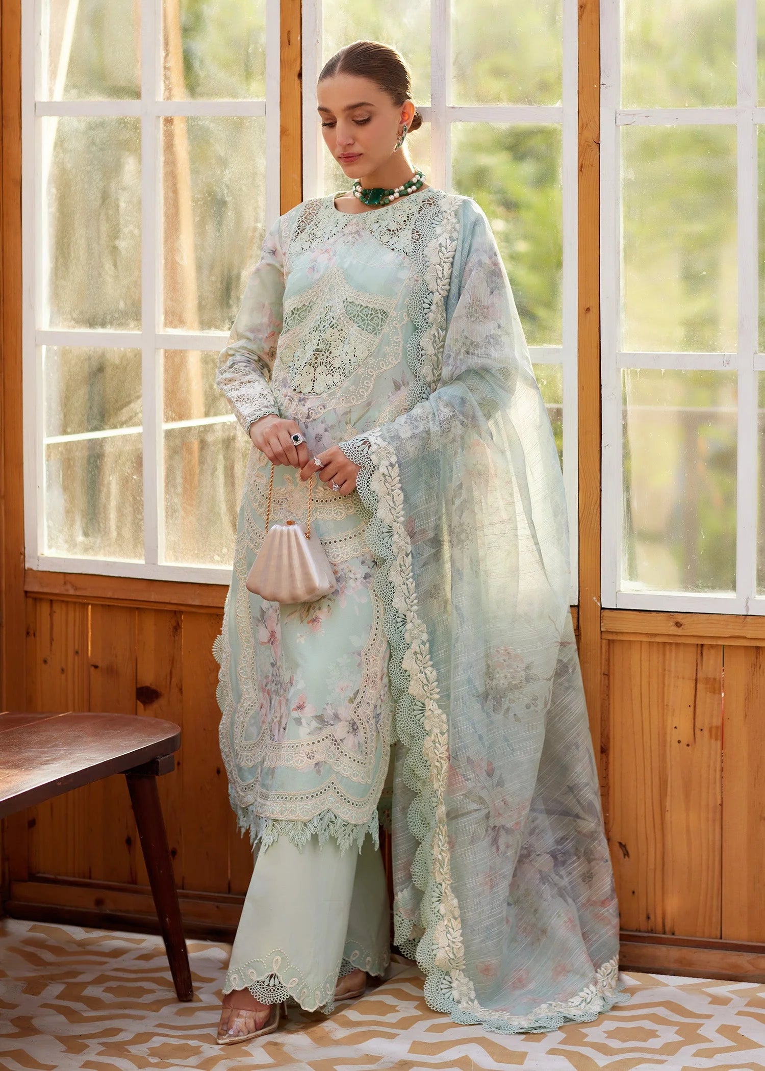 Saira Shakira - Dream in Print