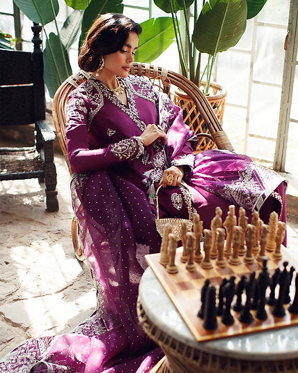 AAILA - Small available immediate delivery