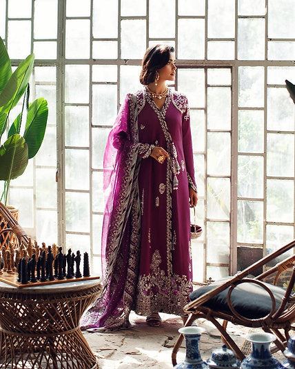 AAILA - Small available immediate delivery