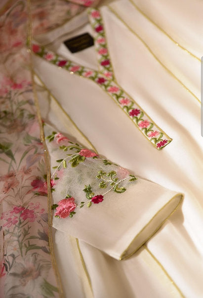 DE'ROSE - SIZE S - AVAILABLE FOR IMMEDIATE DELIVERY