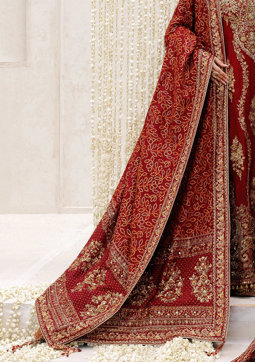 WEDDING FESTIVE '25 - VOL. 2 - RED MEDIUM SILK SHAWL