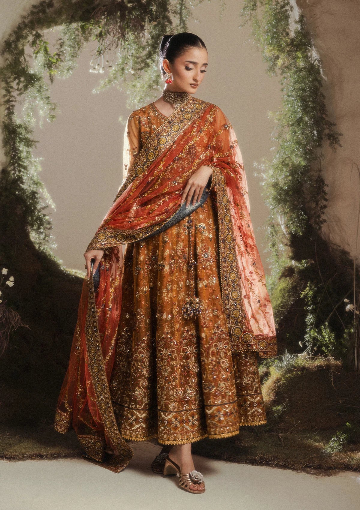 AIK SHAAM - LOOK C2606