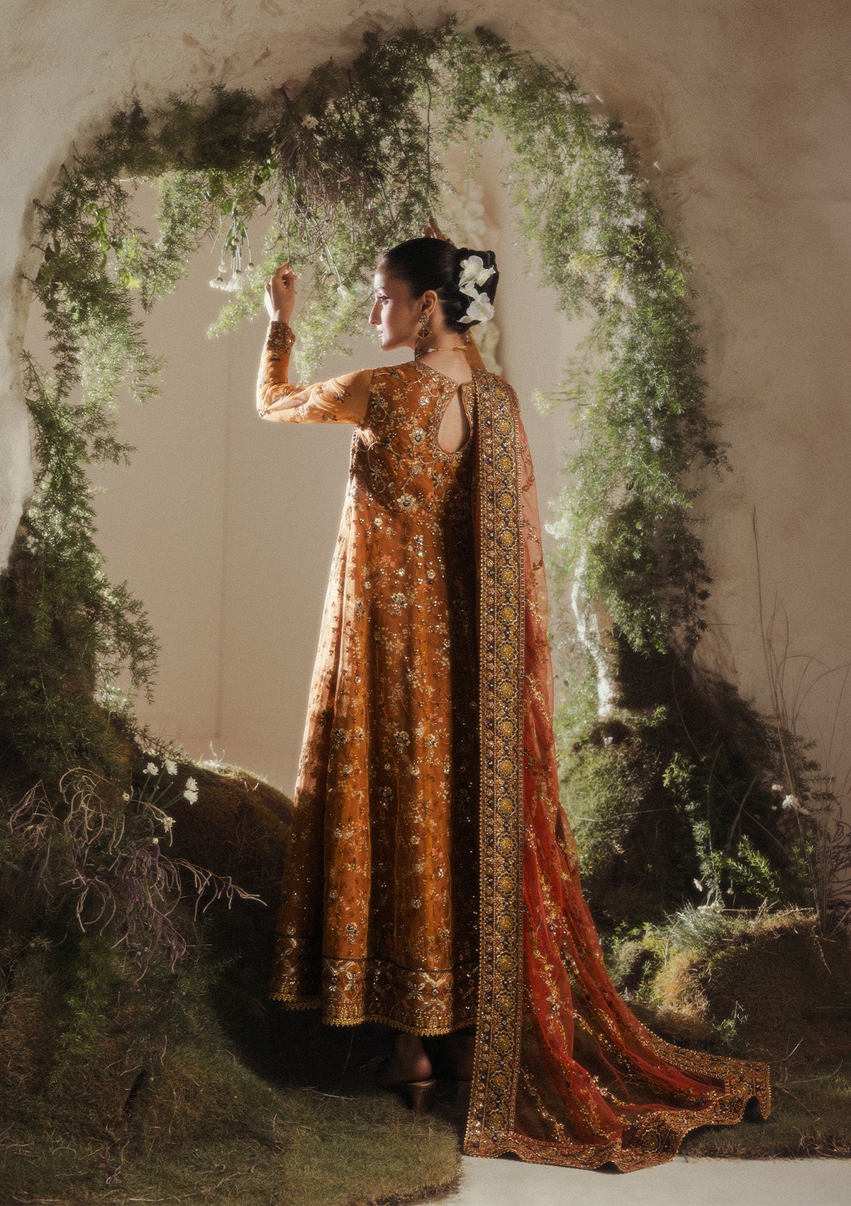 AIK SHAAM - LOOK C2606