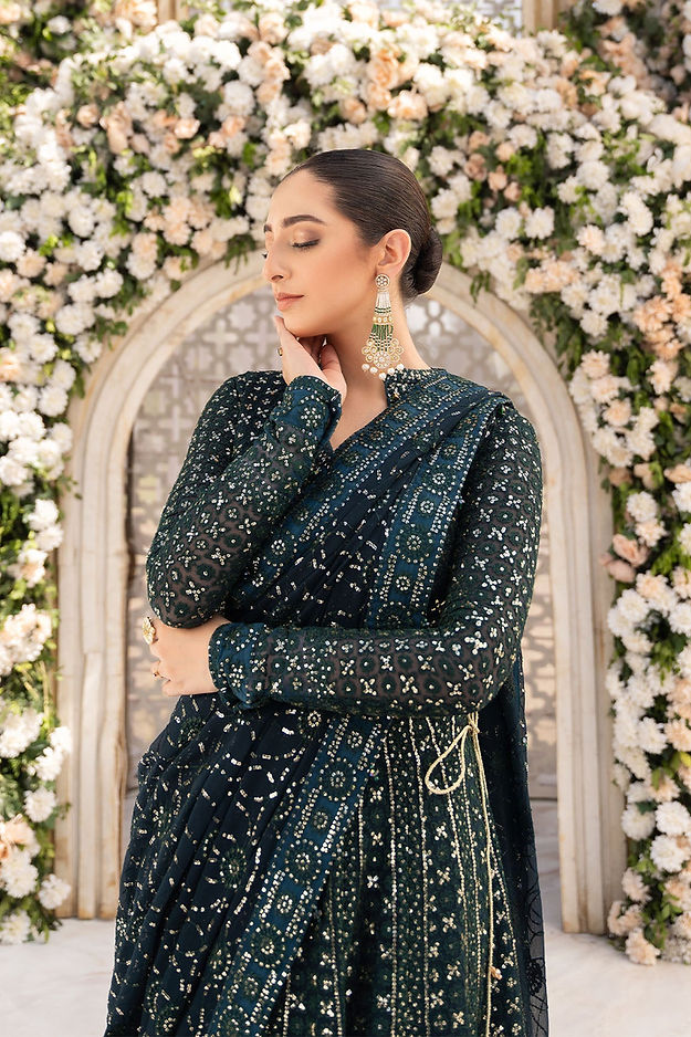 UNSTITCHED '24 VOL. 1 - LOOK 01