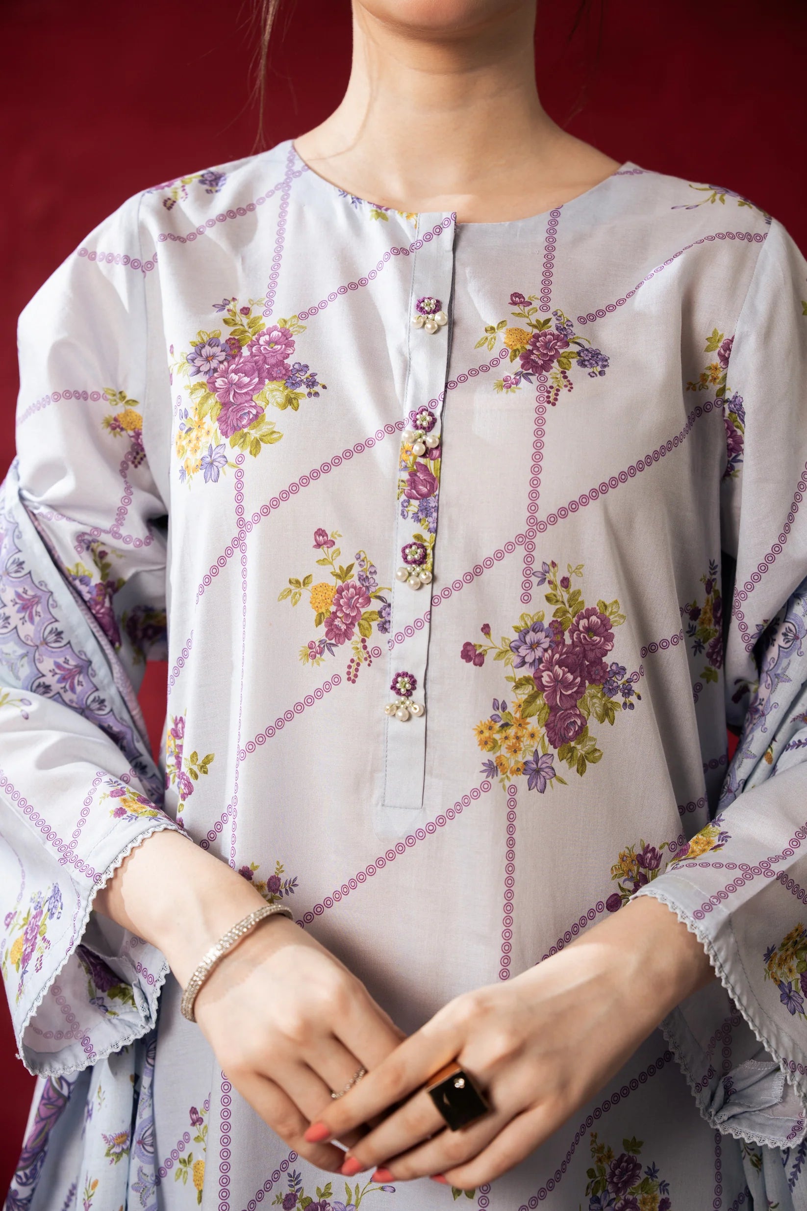 PRINTED LAWN UNSTITCHED 3 PIECE SUIT