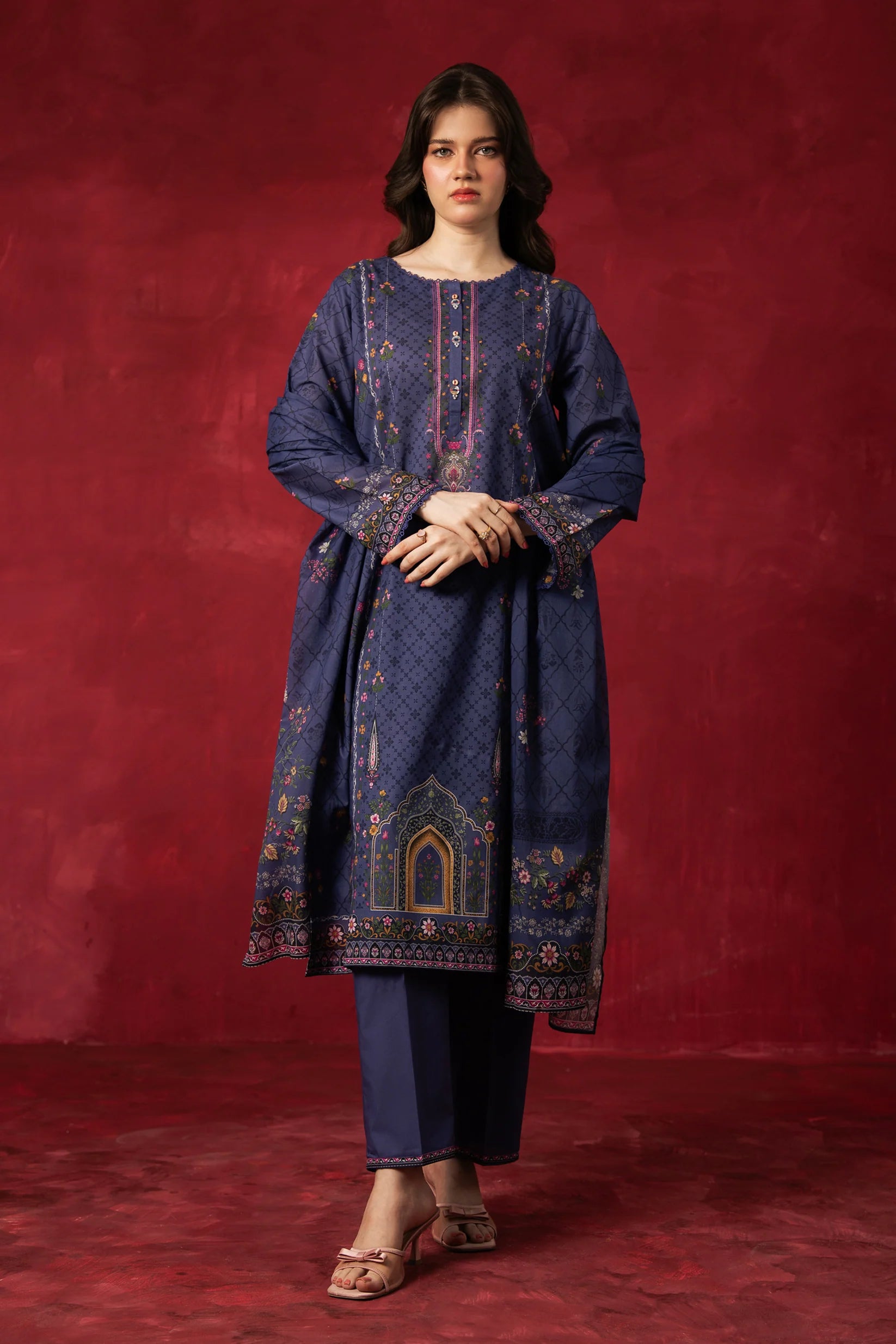 PRINTED LAWN UNSTITCHED 3 PIECE SUIT