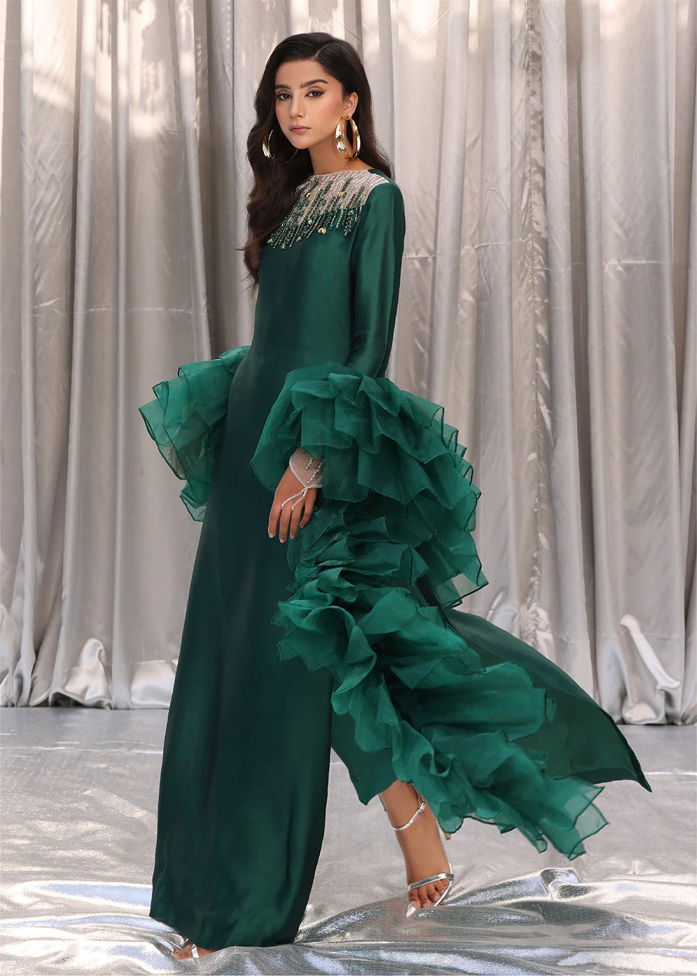 EMERALD CHIC