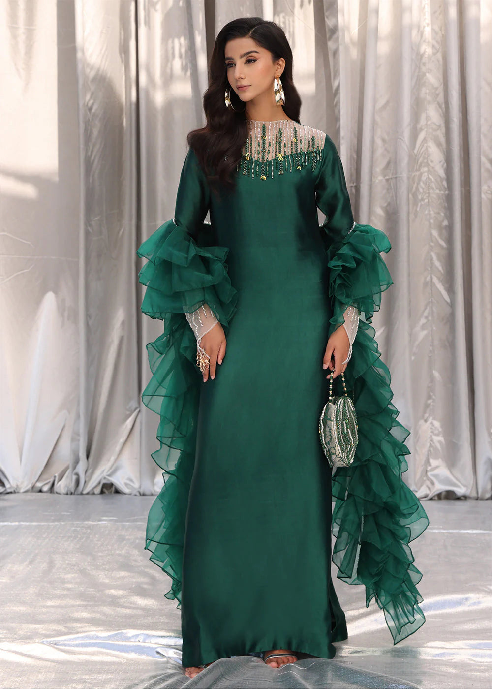 EMERALD CHIC