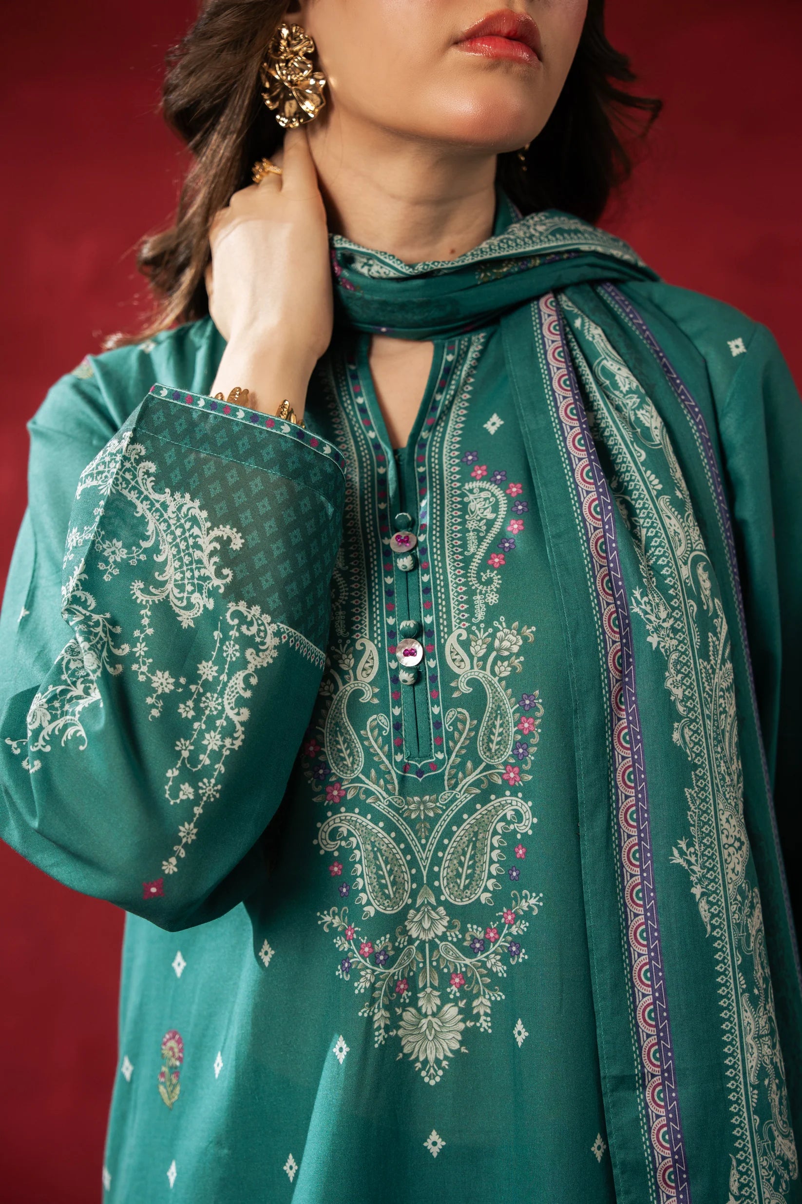PRINTED LAWN UNSTITCHED 3 PIECE SUIT